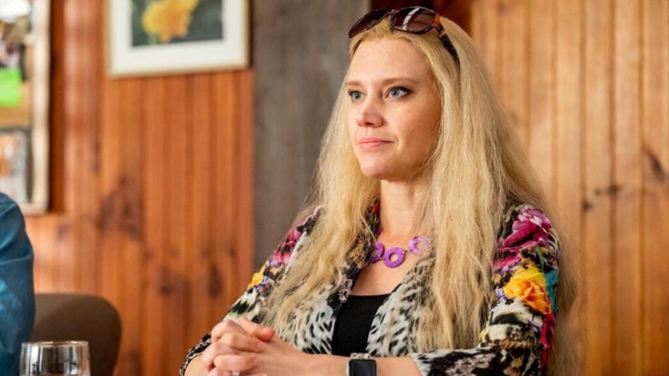 Kate McKinnon in “Joe and Carole” (NBCUniversal)