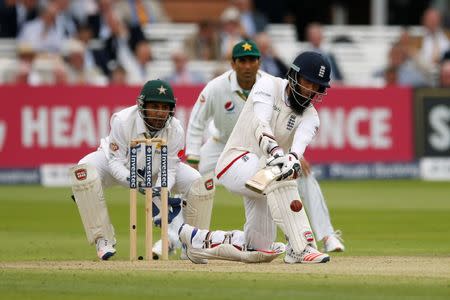 Britain Cricket - England v Pakistan - First Test - Lord’s - 15/7/16 England's Moeen Ali is out LBW from Pakistan's Yasir Shah Action Images via Reuters / Andrew Boyers Livepic EDITORIAL USE ONLY.