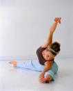<b>Ejercítate.</b> Practica diariamente 30 minutos de ejercicio suave, como caminata, natación o pilates. ¿Yoga?, ¿por qué no?