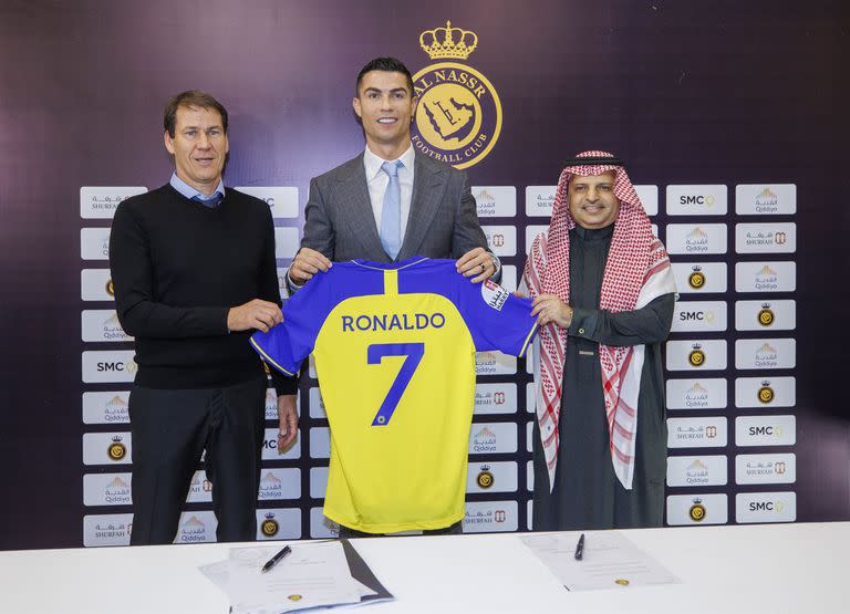 Cristiano Ronaldo es presentado por Al Nassr, de Arabia Saudita