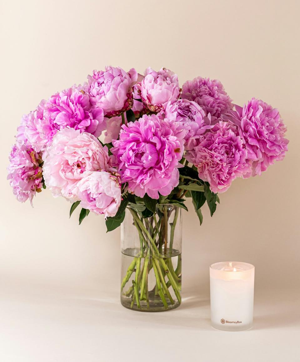 <p><a href="https://go.redirectingat.com?id=74968X1596630&url=https%3A%2F%2Fwww.bloomsybox.com%2Fp%2Fpeonies-light-pink%3Fcollection_page%3Dsend-flowers%26collection_title%3DFlower_Shop&sref=https%3A%2F%2Fwww.cosmopolitan.com%2Flifestyle%2Fg46440436%2Fbest-flower-delivery-services%2F" rel="nofollow noopener" target="_blank" data-ylk="slk:Shop Now;elm:context_link;itc:0;sec:content-canvas" class="link ">Shop Now</a></p><p>BloomsyBox</p><p>BloomsyBox</p>