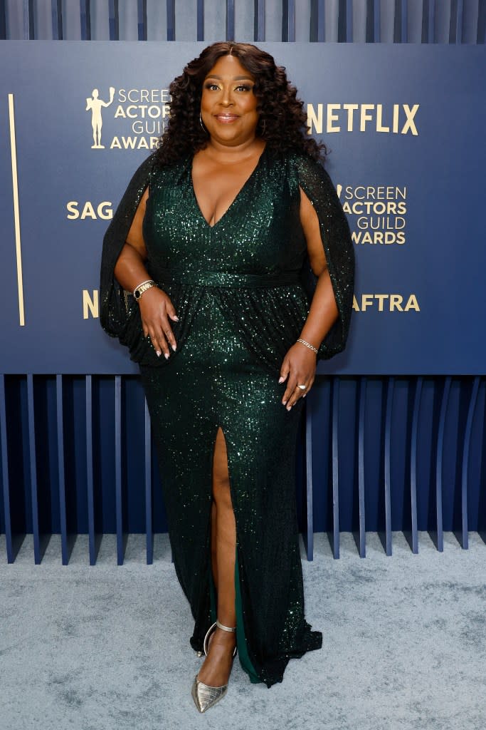 Loni Love attends the 30th Annual Screen Actors Guild Awards at Shrine Auditorium and Expo Hall on February 24, 2024 in Los Angeles, California.