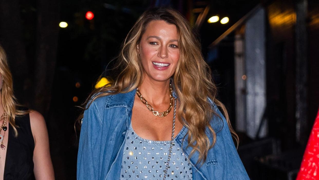 Blake Lively en Nueva York con 'total look denim'