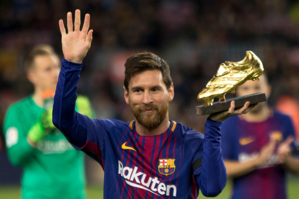 Messi détient également le record du nombre de Soulier d'or (meilleure gâchette d'Europe) avec 6 trophées obtenus en 2010, 2012, 2013, 2017, 2018 et 2019.