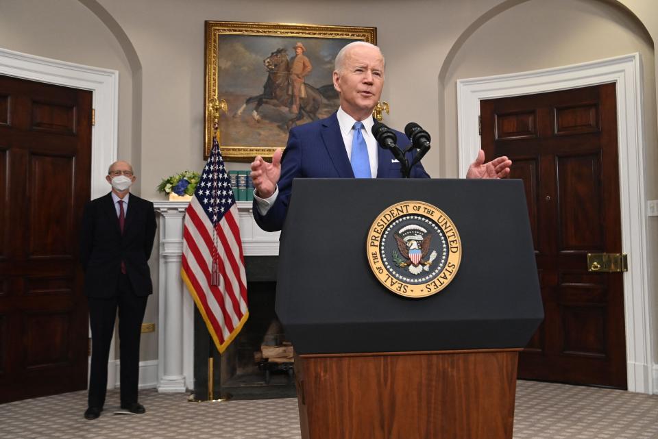 U.S. President Joe Biden, with retiring U.S. Supreme Court Associate Justice Stephen Breyer, speaks in the Roosevelt Room of the White House in Washington on Jan. 27, 2022.