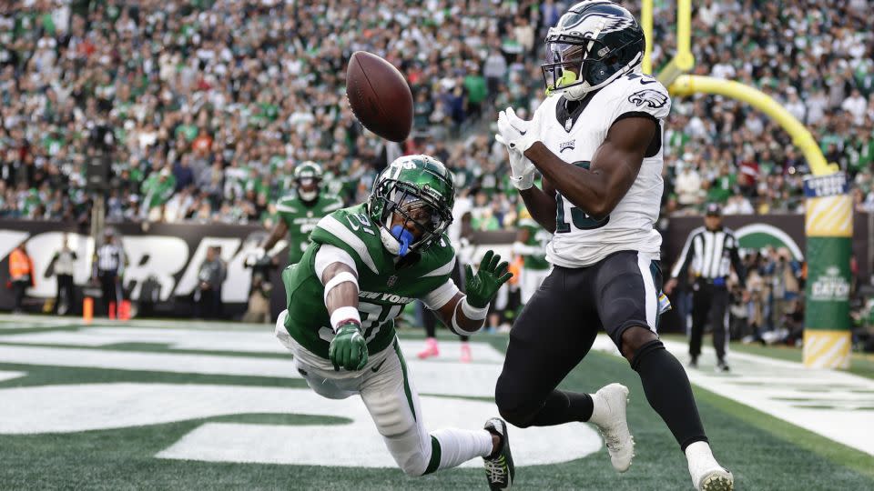 The Jets' Craig James breaks up a pass intended for Eagles receiver Olamide Zaccheaus. - Adam Hunger/AP