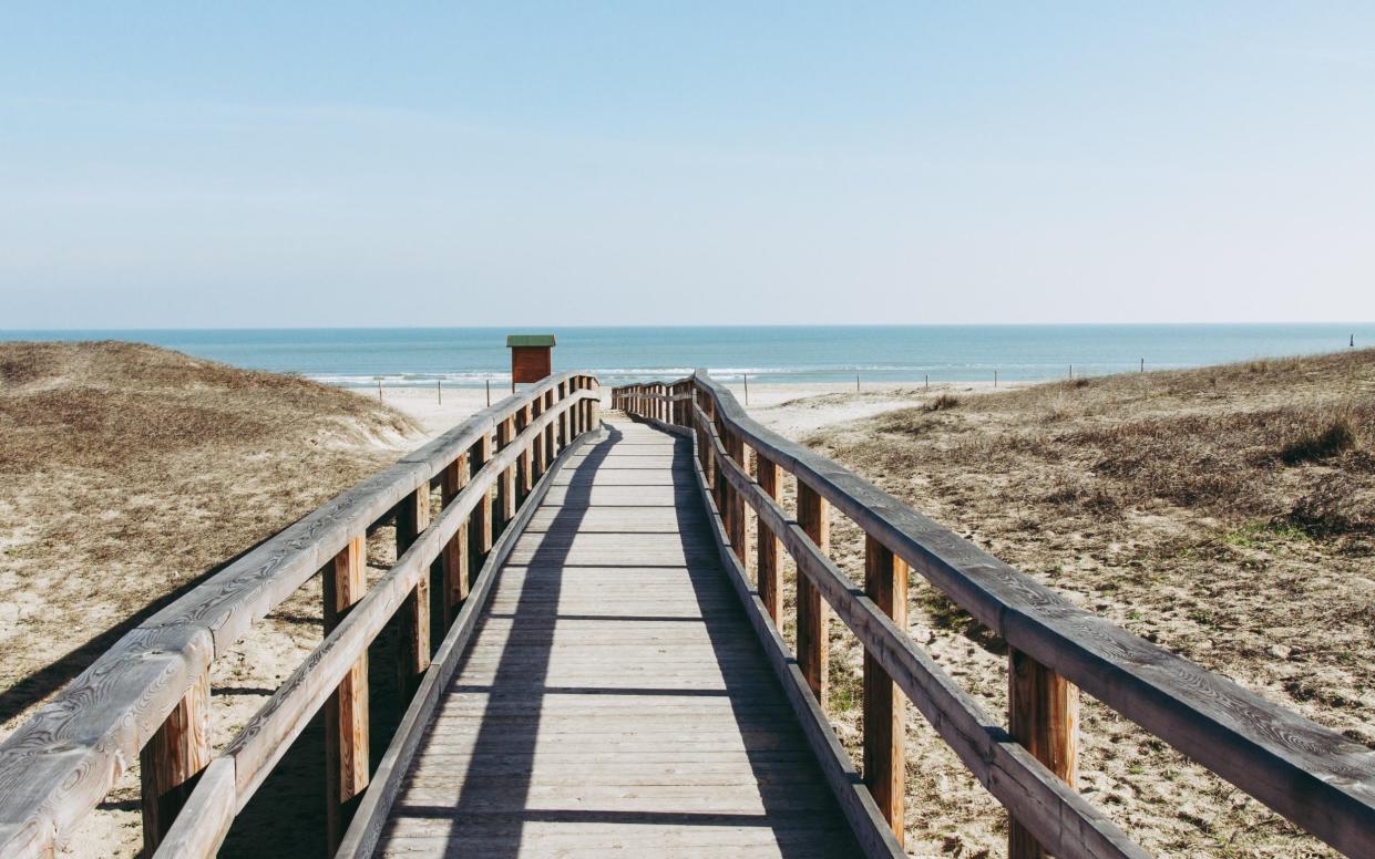 ravenna beach summer italy - Alamy