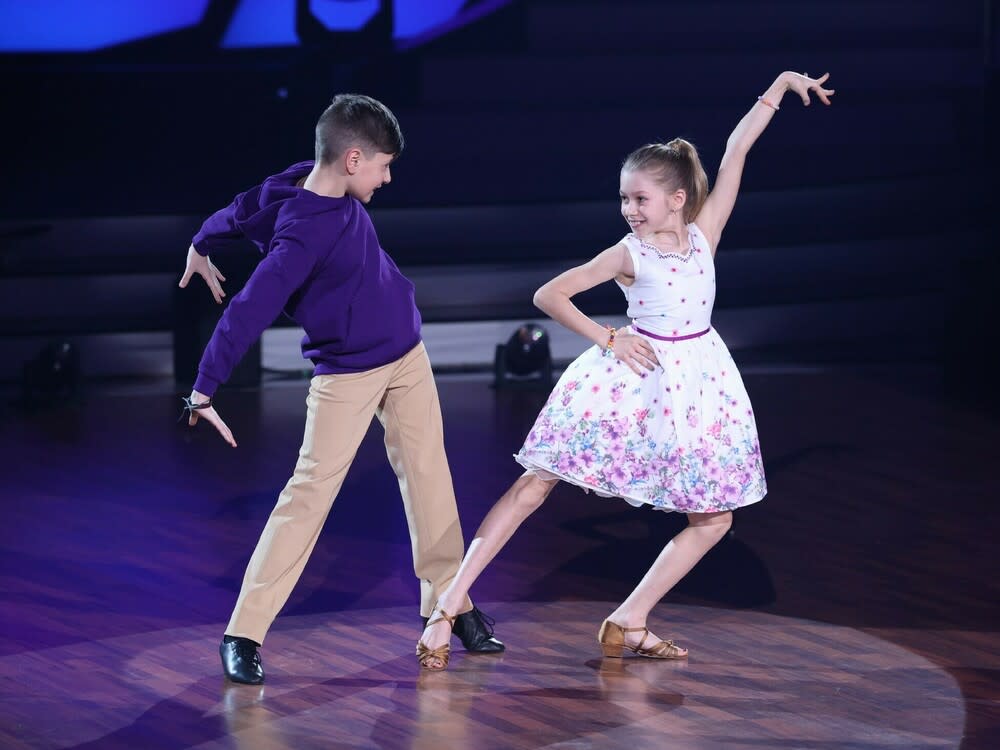 Jona und Tizio in "Let's Dance - Kids". (Bild: TVNOW / Frank Hempel)