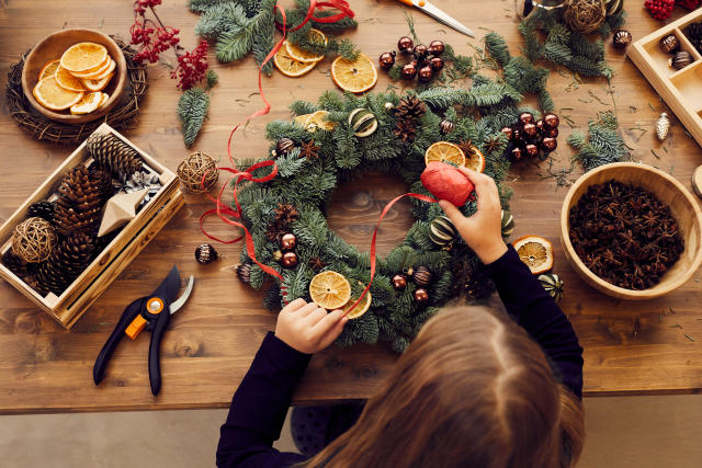 Preserving Pine Branches for Crafts and Decor