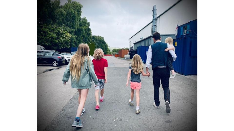 David Tennant's children join him on the set of Doctor Who 