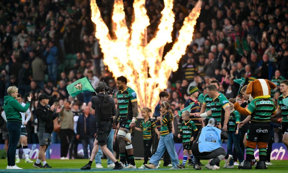 <span>Courtney Lawes leads the teams out on to the pitch in Northampton’s semi with Saracens.</span><span>Photograph: Ashley Western/Colorsport/Shutterstock</span>