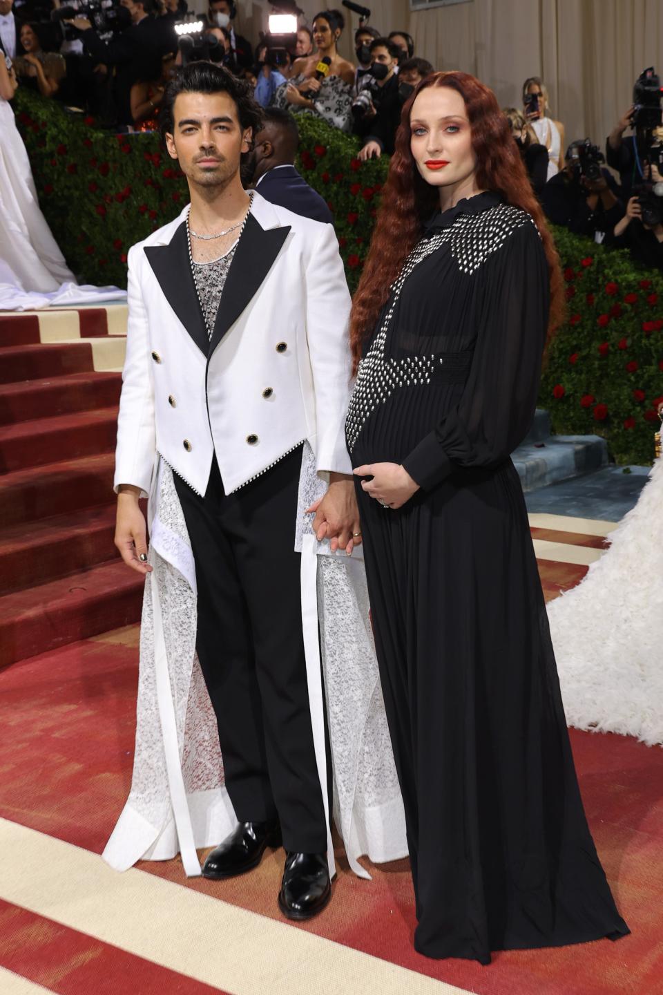 Joe Jonas and Sophie Turner attend 2022 Met Gala (Getty Images)