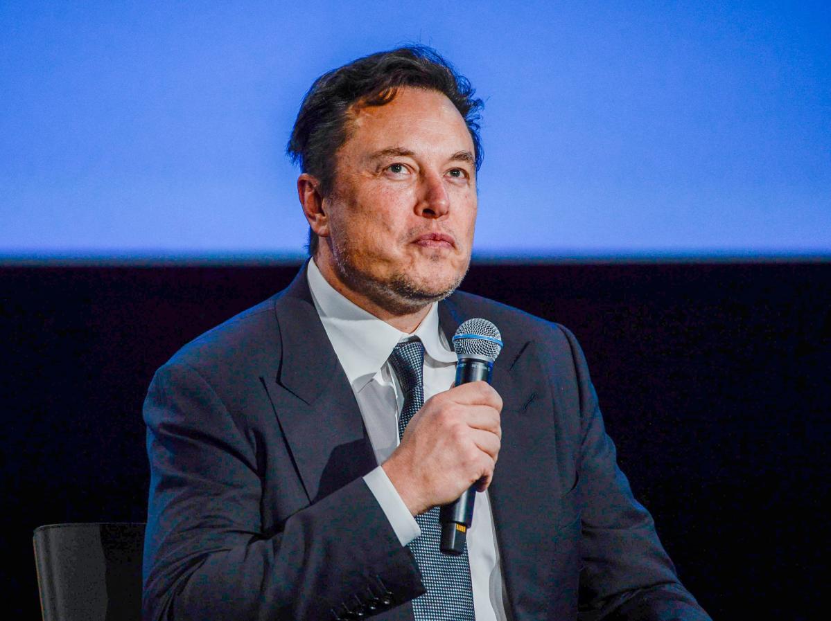 Elon Musk a spus că adăugarea unui „text lung la tweet-uri” este o „prioritate ridicată”