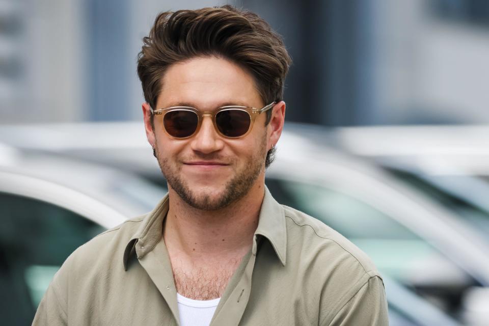 Milan, Italy. 26th Apr, 2023. Niall Horan is seen on April 26, 2023 in Milan, Italy (Photo by Alessandro Bremec/NurPhoto) Credit: NurPhoto SRL/Alamy Live News