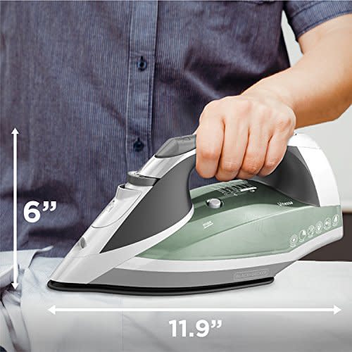 9) Vitessa Advanced Steam Iron with Retractable Cord