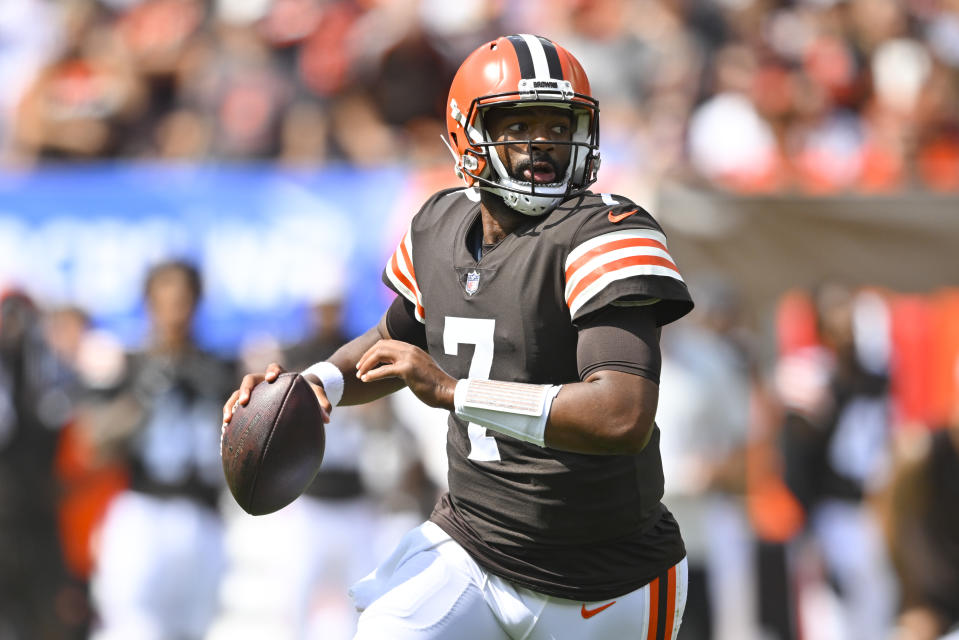 Cleveland Browns quarterback Jacoby Brissett (7) looks to pass against the New York Jets during the first half of an NFL football game, Sunday, Sept. 18, 2022, in Cleveland. (AP Photo/David Richard)