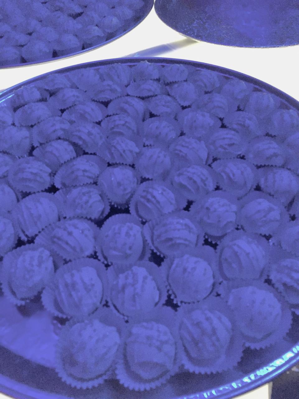 Death Star Cake Bites