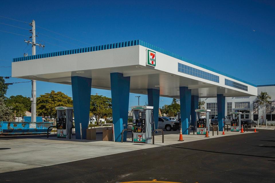 New 7-11 is nearing completion and an opening on Southern Boulevard in West Palm Beach, Fla., on Tuesday, November 30, 2021.