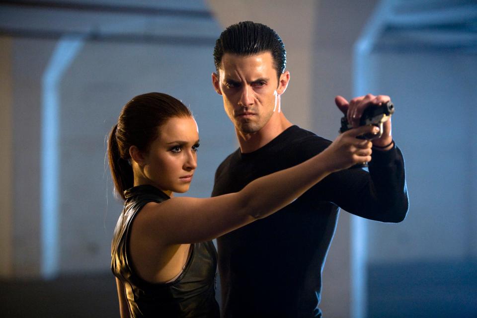 Hayden Panettiere, left, as Claire Bennet, and Milo Ventimiglia as Peter Petrelli in a scene from "Heroes."