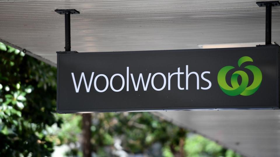 Qantas customers blamed an overhaul of the Woolworths Rewards program. Source: AAP