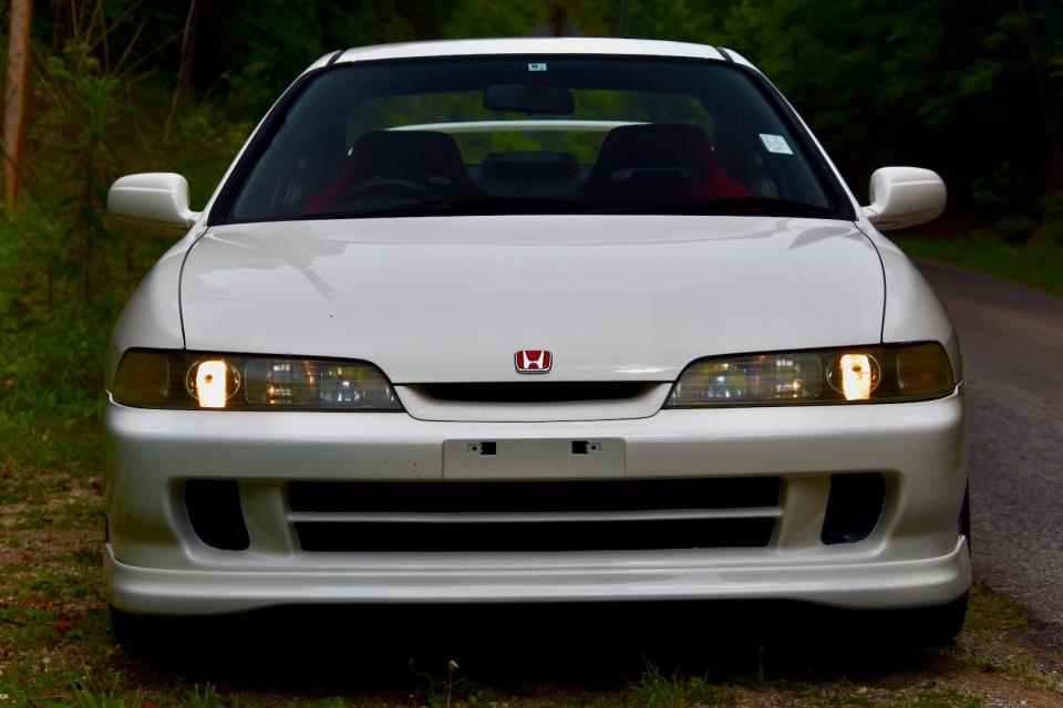 1996 Honda Integra Type R front