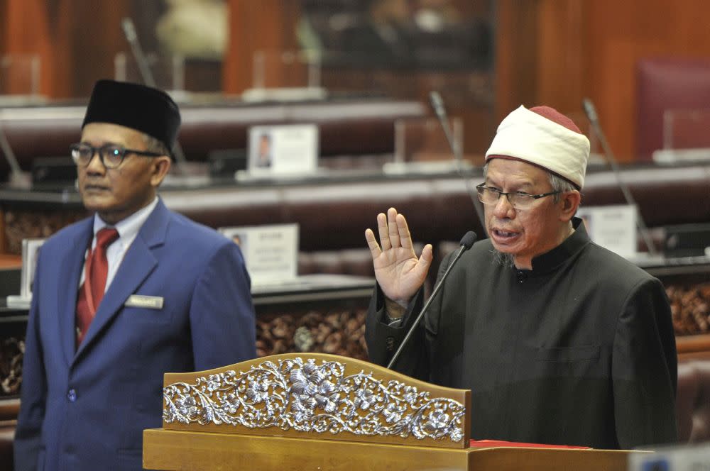 Datuk Seri Zulkifli Mohamad Al-Bakri is sworn in as senator at Parliament March 10, 2020. — Picture by Shafwan Zaidon