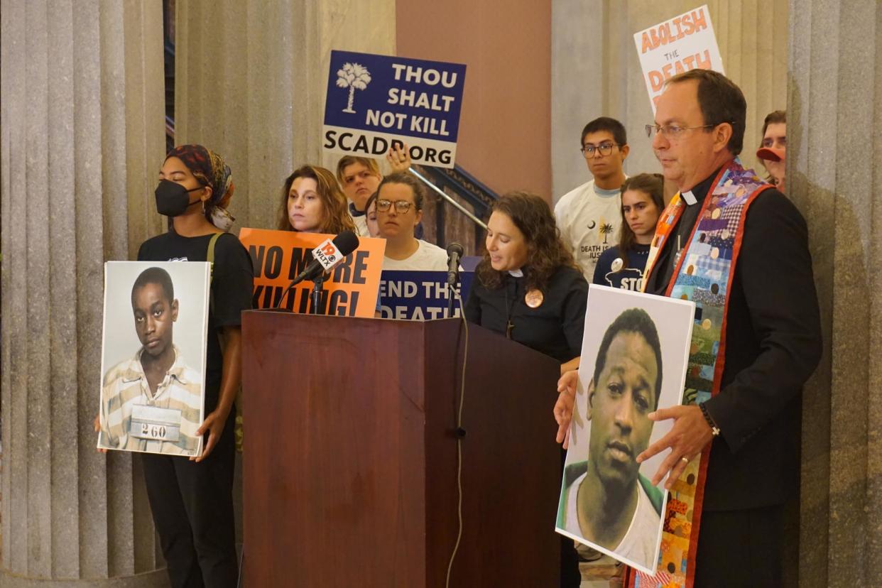 <span>The Rev Hillary Taylor calls for clemency for Khalil Divine Black Sun Allah at a news conference in Columbia, South Carolina, on Thursday.</span><span>Photograph: Courtesy of the ACLU of South Carolina</span>