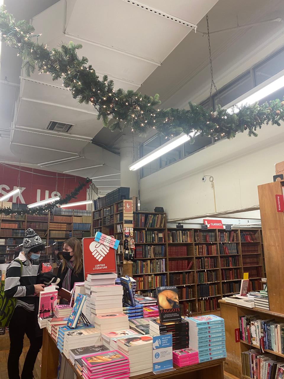 the strand book store