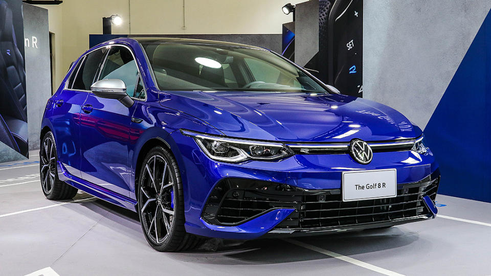 Volkswagen Taiwan宣告同步啟動Golf R與Golf R Variant預售。