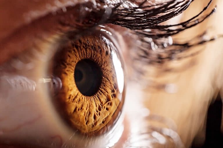 En los ojos también pueden aparecer efectos secundarios después de la vacunación contra el Covid