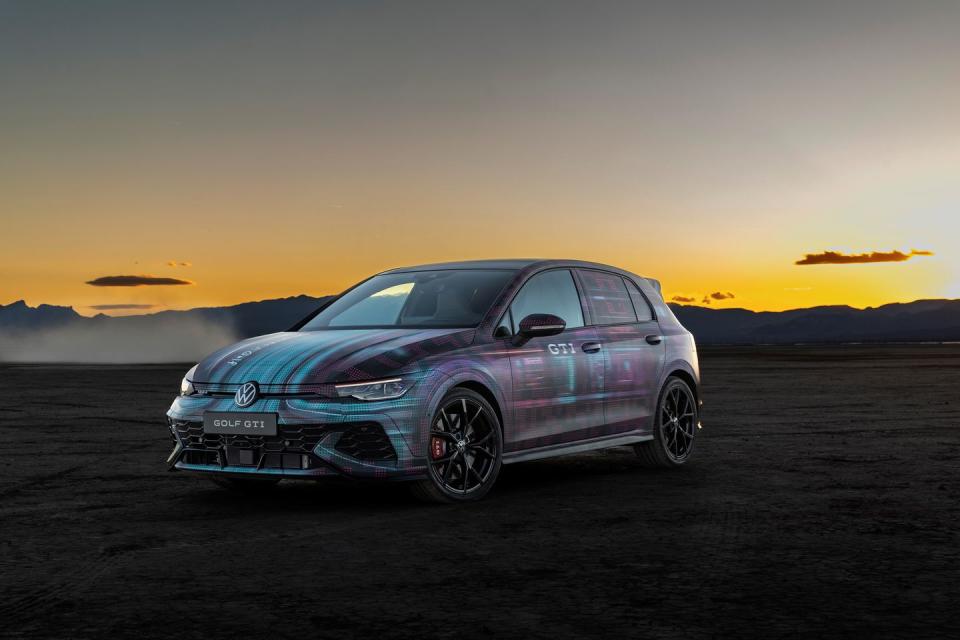 volkswagen golf gti facelift in camouflage