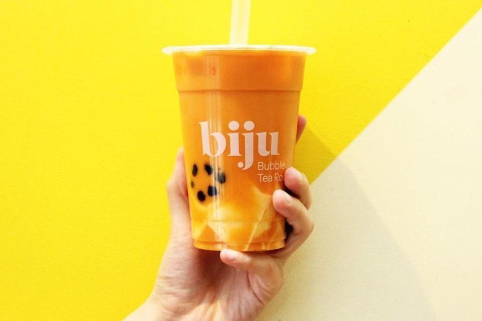  (Biju Bubble Tea Room)