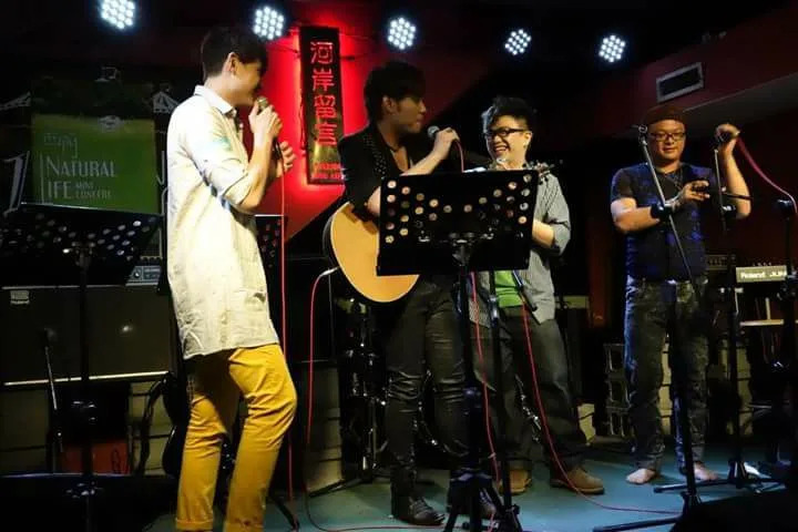 古家齊曾在台北河岸留言舉辦演唱會。（圖翻攝自古家齊臉書）