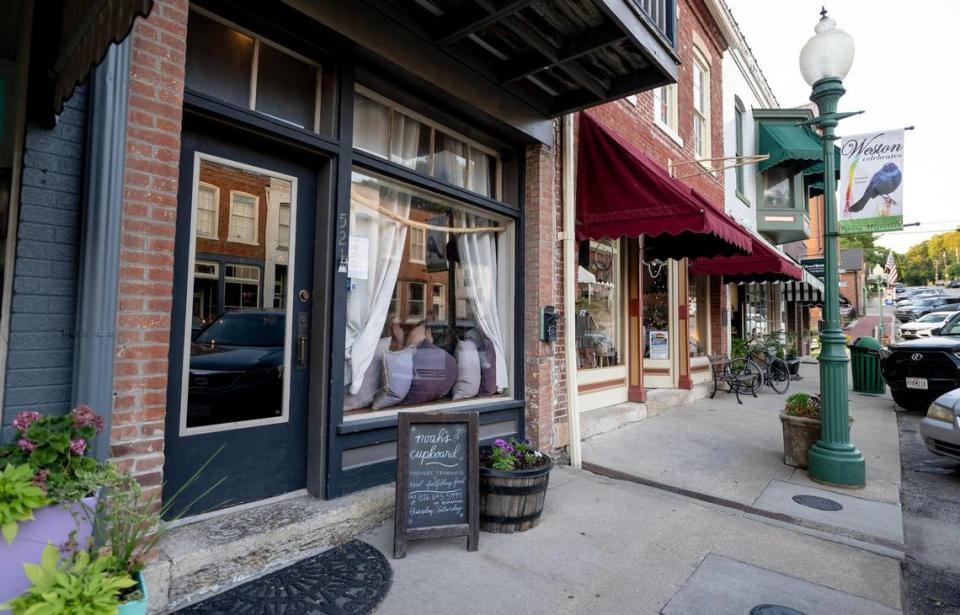 Noah’s Cupboard is sandwiched between an art gallery and a home store on Main Street in Weston, Missouri.