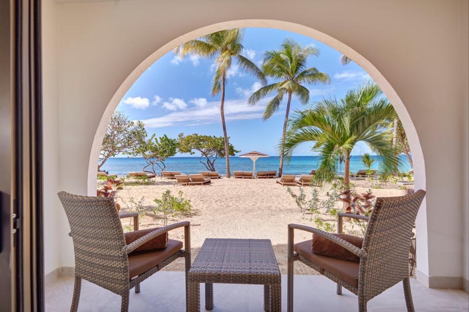 Walkout beach balcony overlooking Tamarind Bay (Royalton)