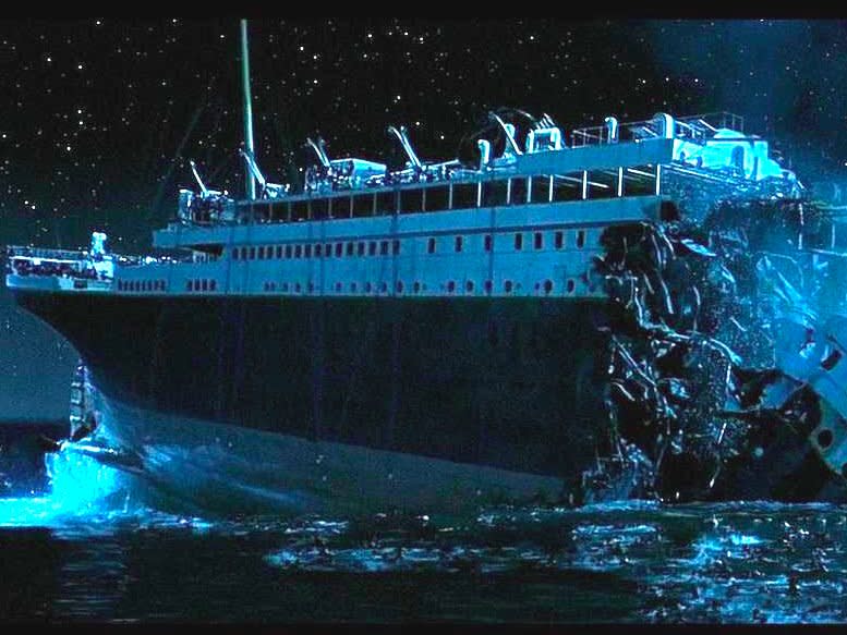 Titanic sinking