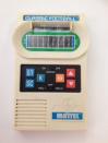 <p>Lange vor dem Gameboy brachte die Firma Mattel 1977 „Football“ auf den Markt, ein elektronisches Footballspiel. Es war nach „Auto Race“ das zweite Spiel dieser Art, das die Firma veröffentlichte. Anfangs sah es nicht danach aus, als würde es das Spiel zum Hit schaffen – man überlegte, die Produktion einzustellen. Es sollte anders kommen: „Football“ wurde zum Erfolg – und besitzt heute Kultstatus. (Bild: Twitter/@RetroNuss) </p>