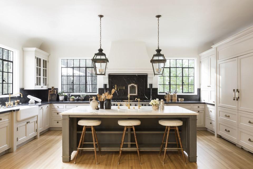 3) Mixed countertops and woodwork make this kitchen.