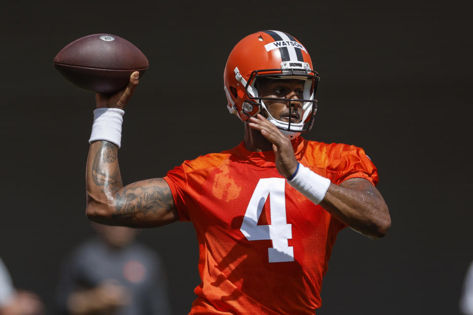 Cleveland Browns quarterback Deshaun Watson throws a pass during an NFL football practice at FirstEnergy Stadium, Thursday, June 16, 2022, in Cleveland. (AP Photo/Ron Schwane)