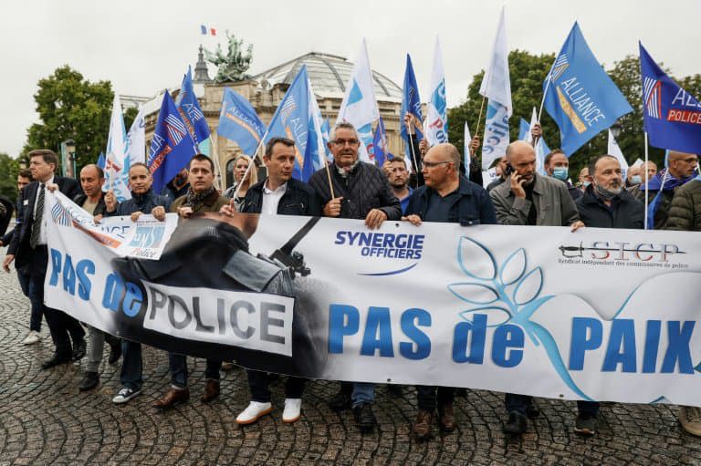 Manifestation de syndicats de police le 12 juin 2020 sur les Champs-Elysées à Paris (Photo d'illustration). - Thomas SAMSON
 © 2019 AFP