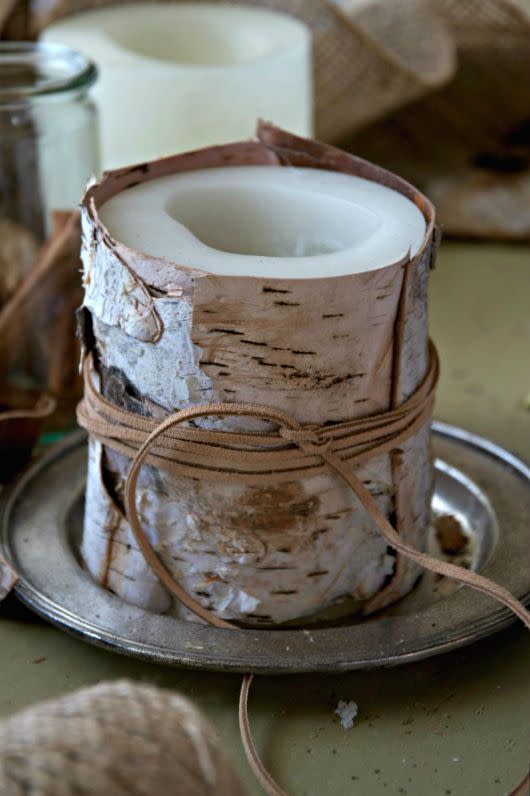 21) Birch Bark Candle