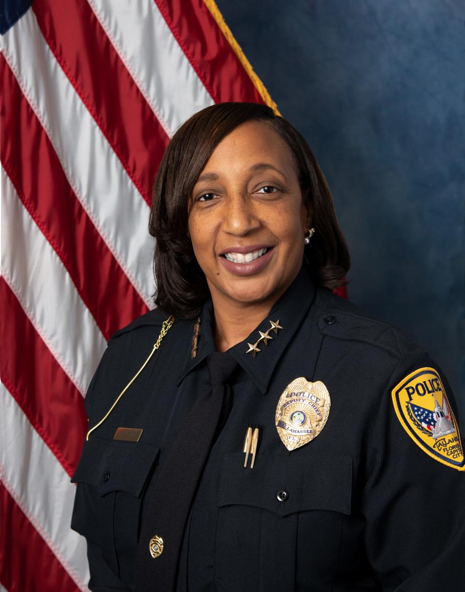 Deputy Chief Tonja Smith, Trailblazer for Oasis Center for Women & Girls, 2022.