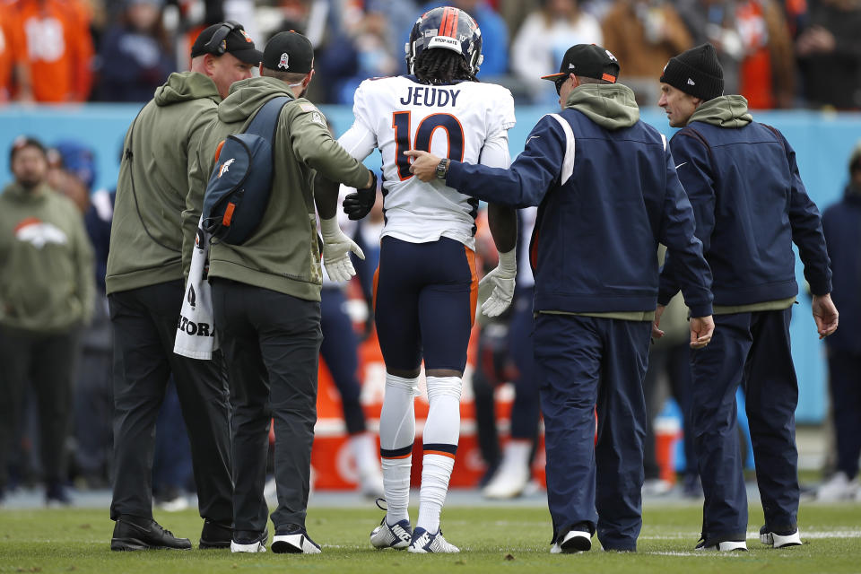 NASHVILLE, TENNESSEE - NOVEMBER 13: Jerry Jeudy #10 of the Denver Broncos gets helped off the field during the first quarter against the Tennessee Titans at Nissan Stadium on November 13, 2022 in Nashville, Tennessee. (Photo by Silas Walker/Getty Images)