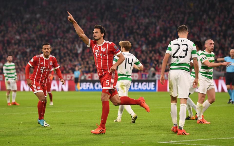 Mats Hummels celebrates scoring for Bayern - Anadolu