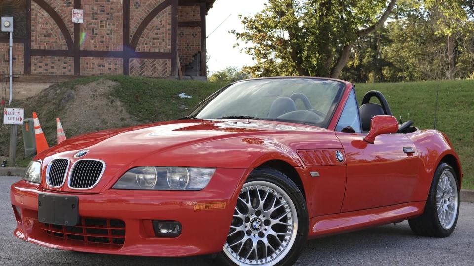 2000 bmw z3 2 point 8 5 speed with the top down