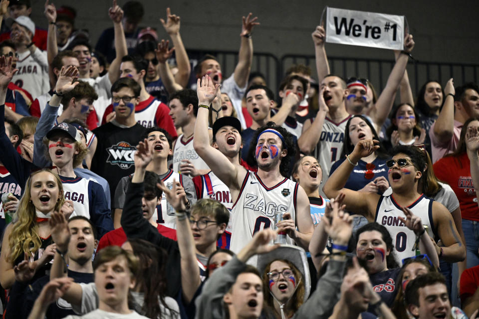 Gonzaga fans have reason to cheer the No. 5 seed for their Bulldogs. (David Becker/Getty Images)