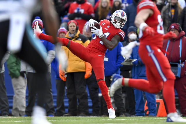 Stefon Diggs updates some Bills milestones in Panthers win