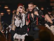 Madonna y Maluma triunfan con la presentación de 'Medellín', llena de pasión y efectos especiales