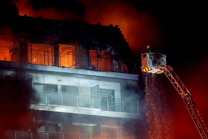 Fire of apartment building in Valencia