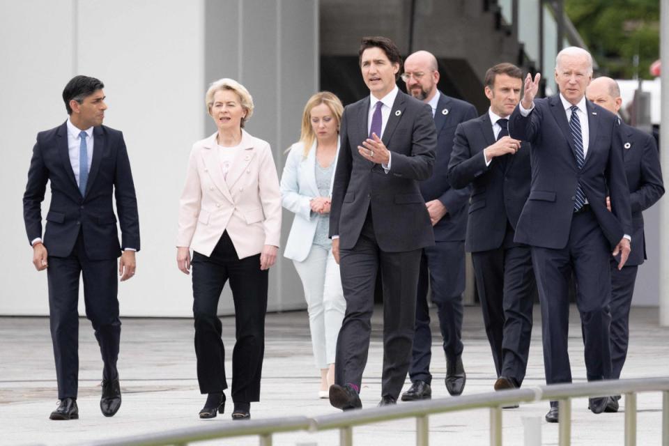 G7 leaders walk in the Peace Memorial Park as part in Hiroshima (POOL/AFP/Getty)